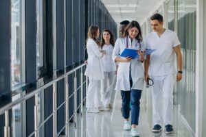 Read more about the article Foley catheter self-extraction: a patient safety concern for operating room and surgical nursing